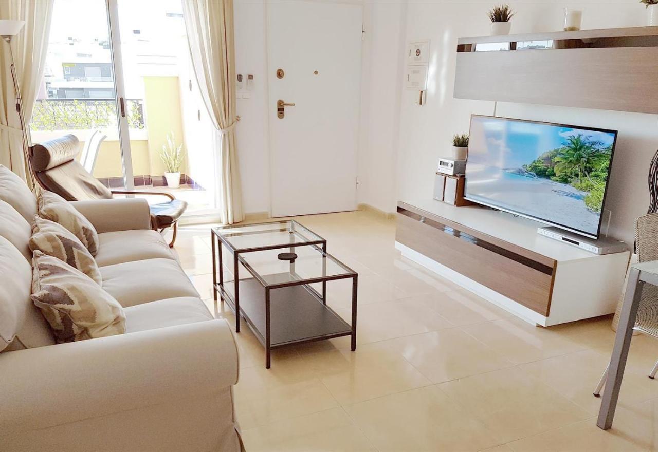 Apartment With Large Roof Solarium Dehesa de Campoamor  Zewnętrze zdjęcie